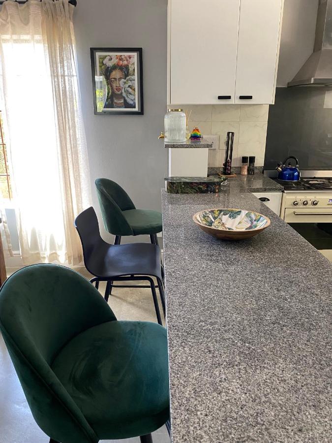 הוילה קייפטאון Cosy And Unique Family Retreat In Hout Bay מראה חיצוני תמונה